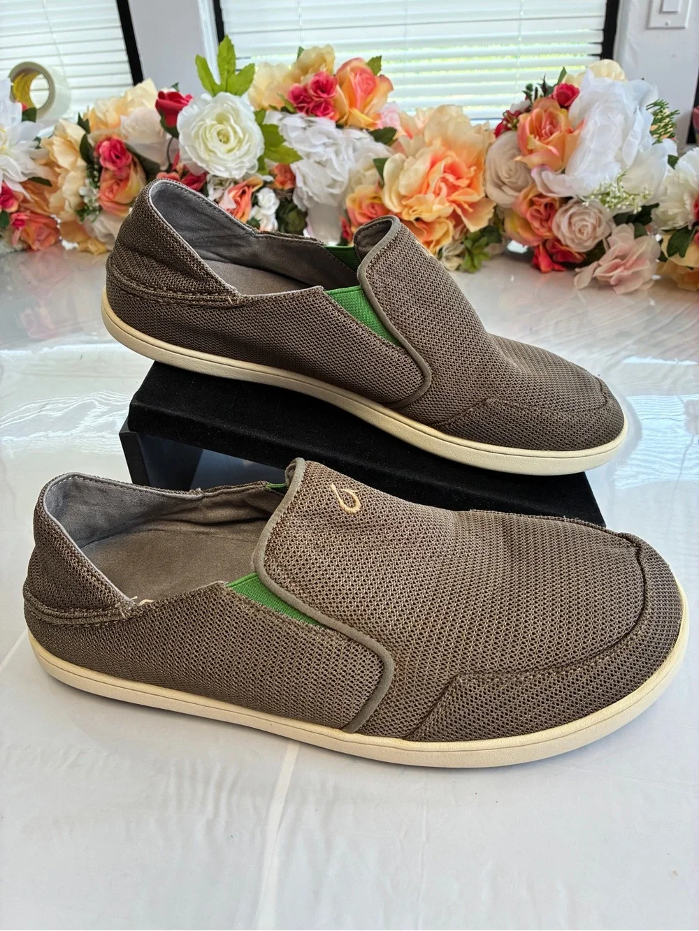 OluKai nohea mesh